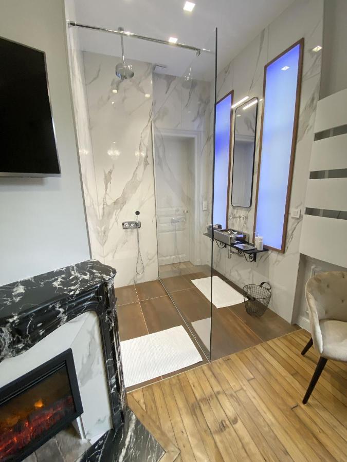 Le Clovis Suites Spa Sauna 랭스 외부 사진