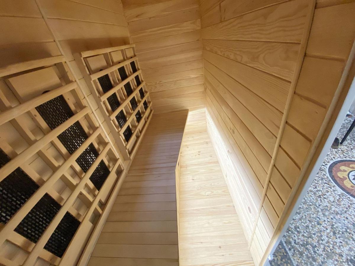 Le Clovis Suites Spa Sauna 랭스 외부 사진